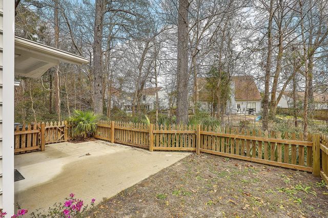 2882 Mackenzie Court, Mount Pleasant, SC 29464