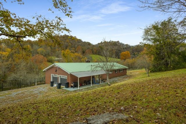 550 Carl Dixon Ln, Gainesboro, TN 38562