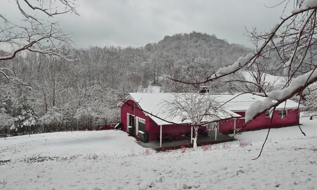 550 Carl Dixon Ln, Gainesboro, TN 38562