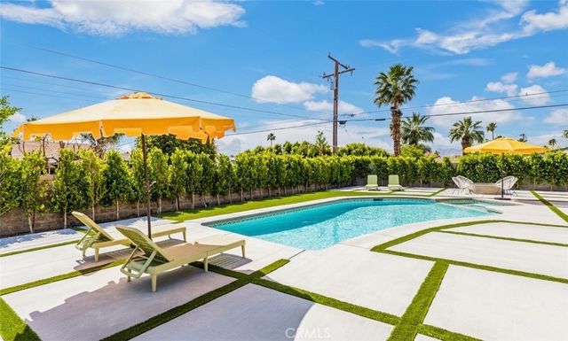 2240 N San Gorgonio, Palm Springs, CA 92262
