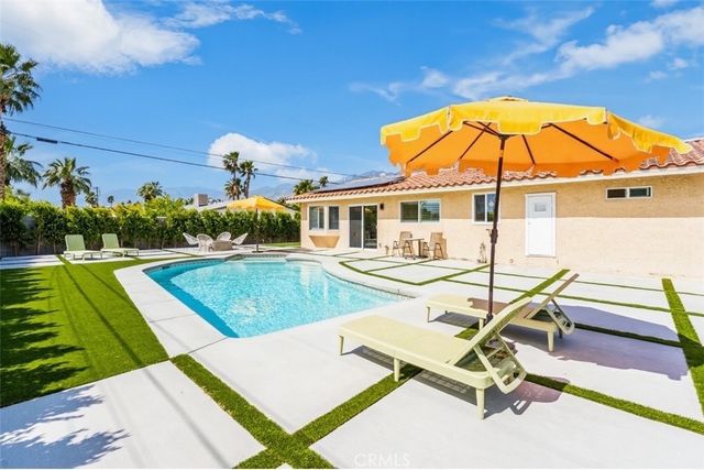 2240 N San Gorgonio, Palm Springs, CA 92262