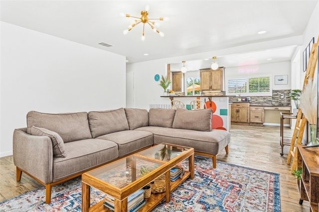 2240 N San Gorgonio, Palm Springs, CA 92262