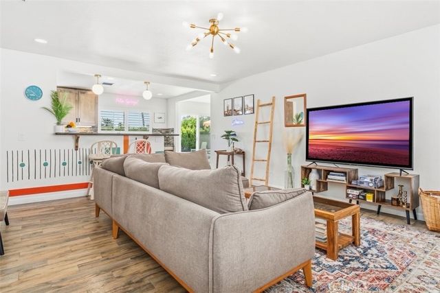 2240 N San Gorgonio, Palm Springs, CA 92262