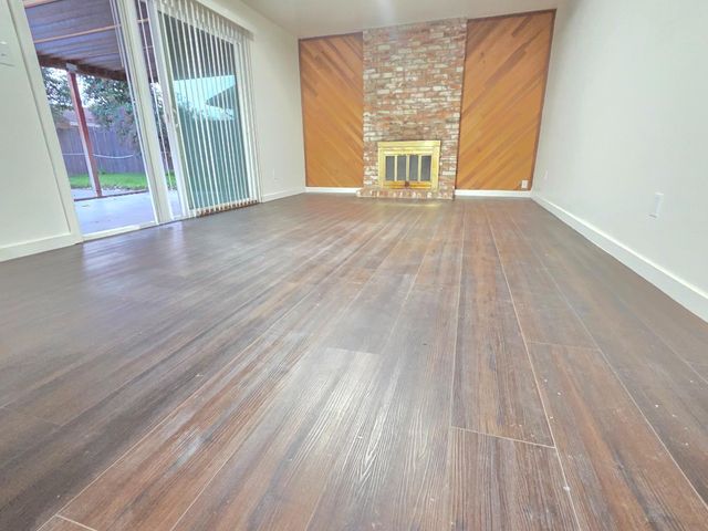 52 Brentford Cir, Sacramento, CA 95823