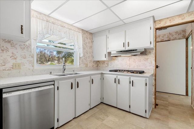 3515 Auburn Folsom Rd, Loomis, CA 95650