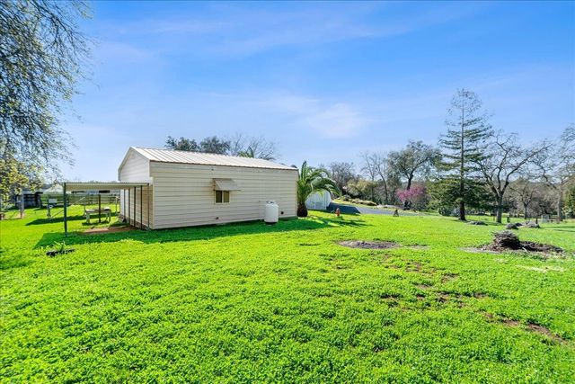 3515 Auburn Folsom Rd, Loomis, CA 95650