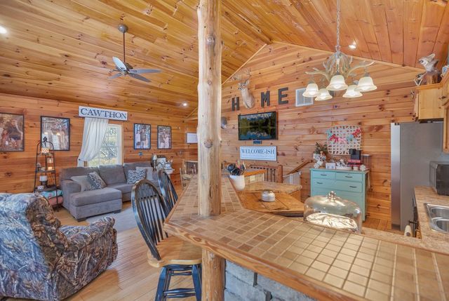 255 Kari Drive, Westminster, SC 29693