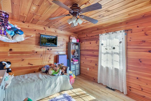 255 Kari Drive, Westminster, SC 29693