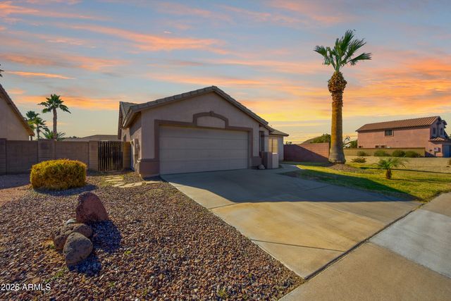 13311 W DESERT ROCK Drive, Surprise, AZ 85374