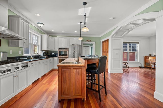 975 Sanders Circle, East Montpelier, VT 05651