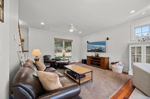 975 Sanders Circle, East Montpelier, VT 05651