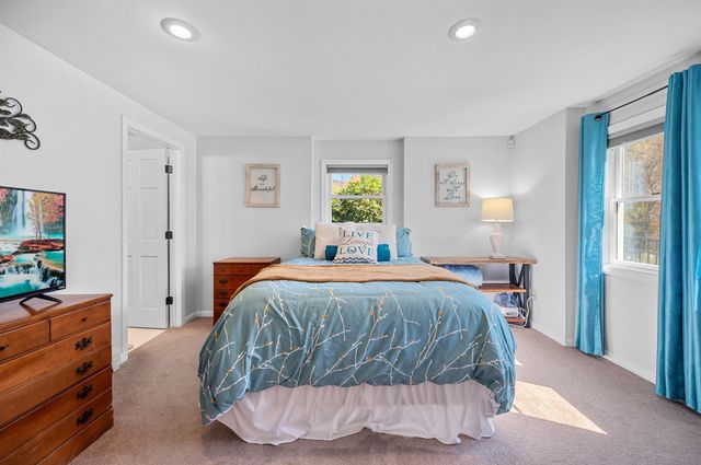 975 Sanders Circle, East Montpelier, VT 05651