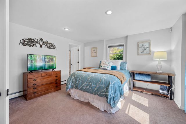 975 Sanders Circle, East Montpelier, VT 05651