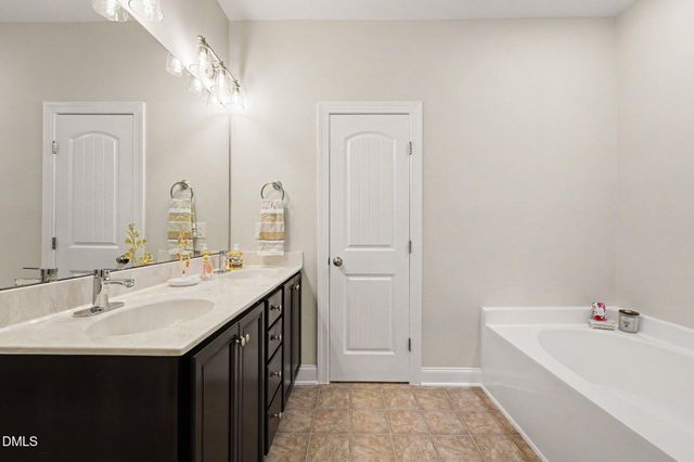 30 Brushwood Court, Youngsville, NC 27596