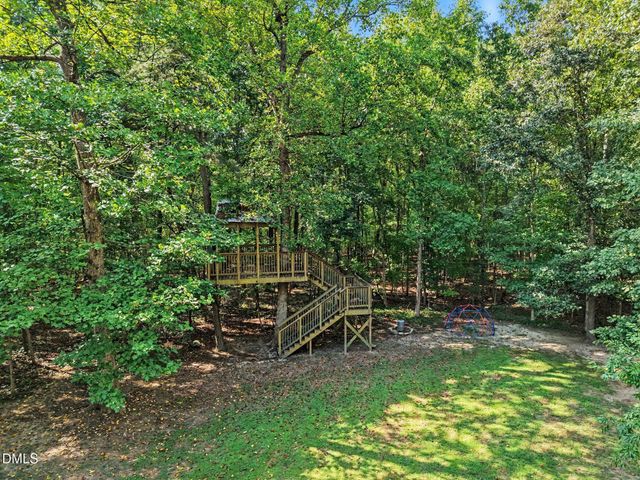 30 Brushwood Court, Youngsville, NC 27596