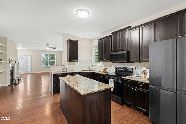 30 Brushwood Court, Youngsville, NC 27596