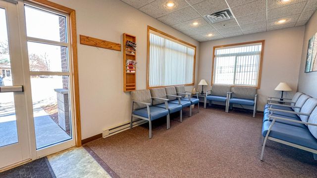 1020 4th Street SE 200, Saint Cloud, MN 56304