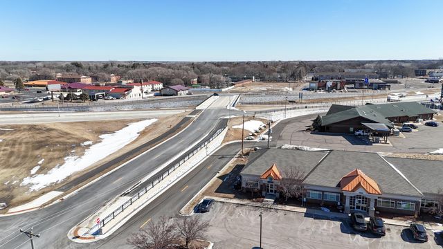 1020 4th Street SE 200, Saint Cloud, MN 56304