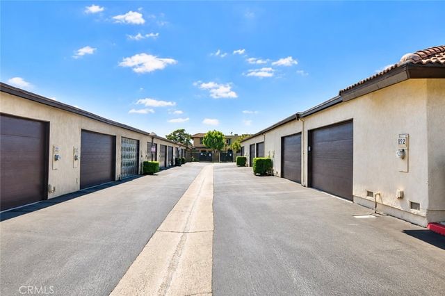 8952 BARCELONA, Westminster, CA 92683
