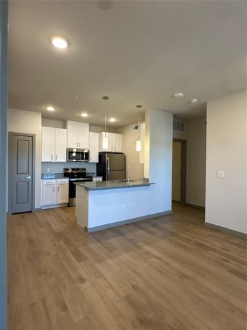 691 Union Chapel RD B1, Cedar Creek, TX 78612
