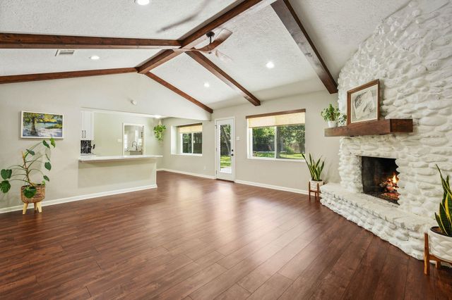 26723 Hillside Drive, Spring, TX 77386
