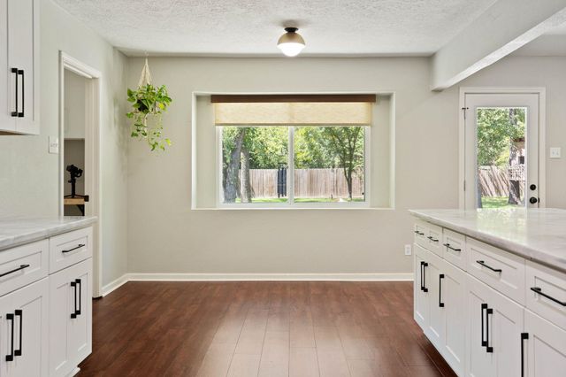 26723 Hillside Drive, Spring, TX 77386
