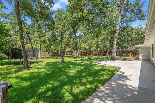 26723 Hillside Drive, Spring, TX 77386