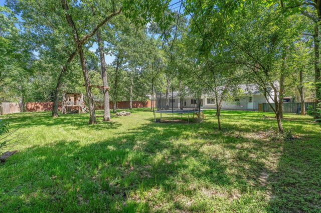 26723 Hillside Drive, Spring, TX 77386