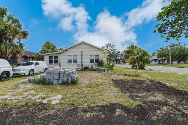 2560 5TH AVENUE S, St Petersburg, FL 33712