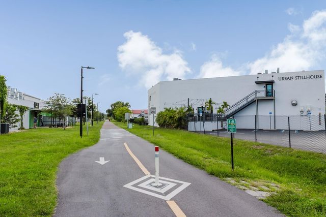 2560 5TH AVENUE S, St Petersburg, FL 33712