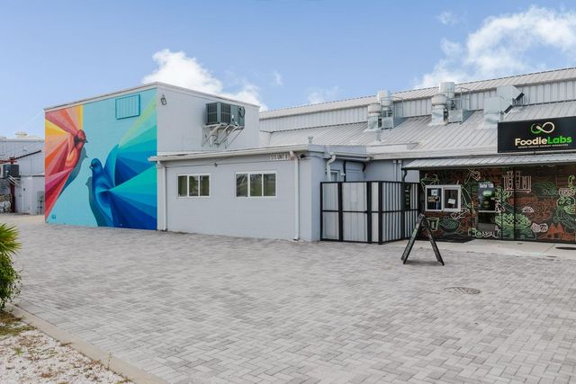 2560 5TH AVENUE S, St Petersburg, FL 33712