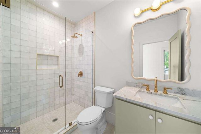 175 Pebble Trail, Alpharetta, GA 30009