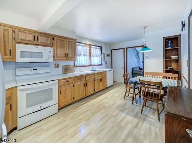 17 E Brown St, Somerville Boro, NJ 08876