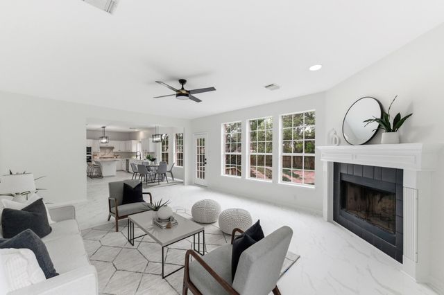 6601 Needham LN, Austin, TX 78739