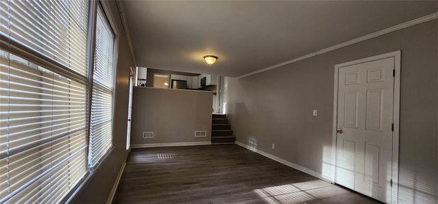 401 Barbashela Drive, Stone Mountain, GA 30088