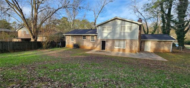 401 Barbashela Drive, Stone Mountain, GA 30088