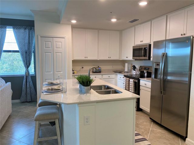 17510 GAWTHROP DRIVE 208, Bradenton, FL 34211