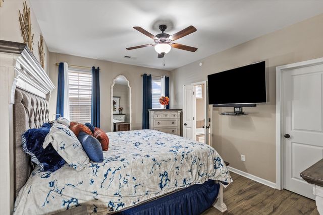 10156 AMBERTON CV, Cordova, TN 38018