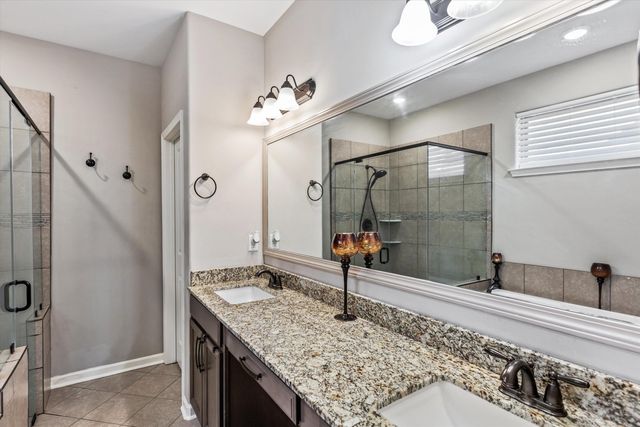 10156 AMBERTON CV, Cordova, TN 38018