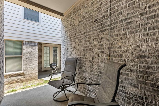 10156 AMBERTON CV, Cordova, TN 38018