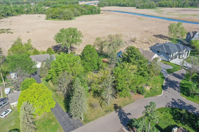 14840 Timberhill Road, Minnetonka, MN 55345