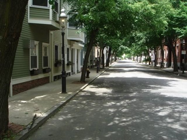 30 Washington St 3A, Boston, MA 02129