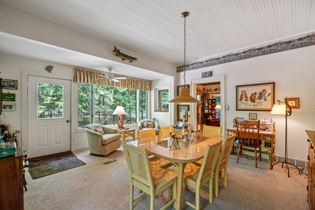 6378 Hillside Avenue, Indian River, MI 49749