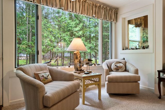 6378 Hillside Avenue, Indian River, MI 49749