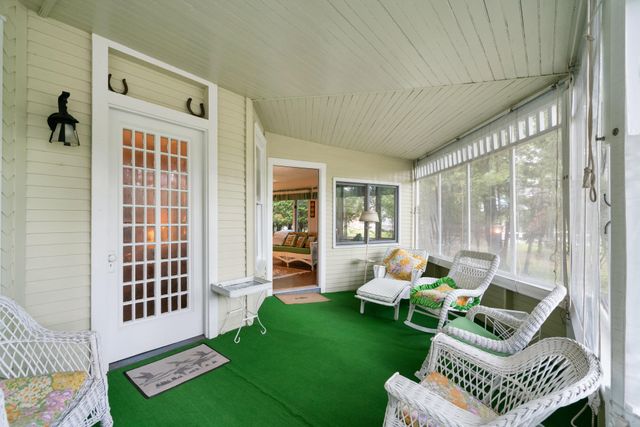 6378 Hillside Avenue, Indian River, MI 49749