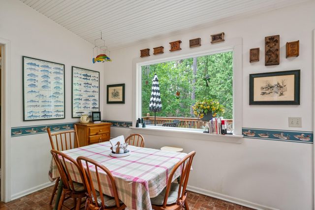 6378 Hillside Avenue, Indian River, MI 49749