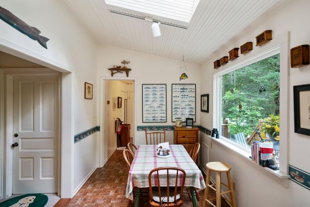 6378 Hillside Avenue, Indian River, MI 49749