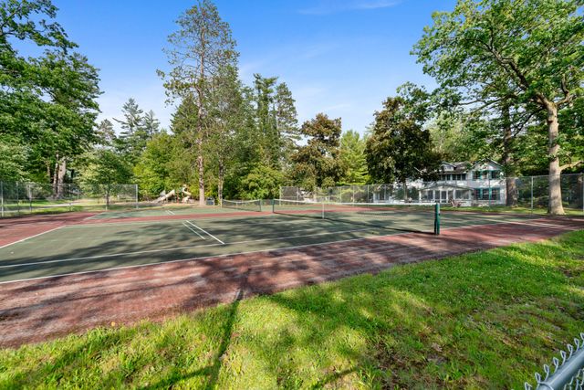 6378 Hillside Avenue, Indian River, MI 49749