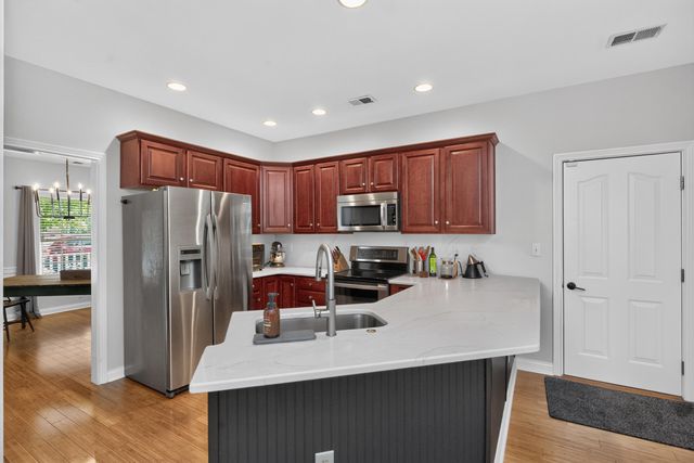 3720 Ridge View Way, Lexington, KY 40509