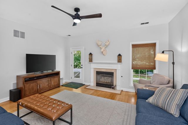 3720 Ridge View Way, Lexington, KY 40509